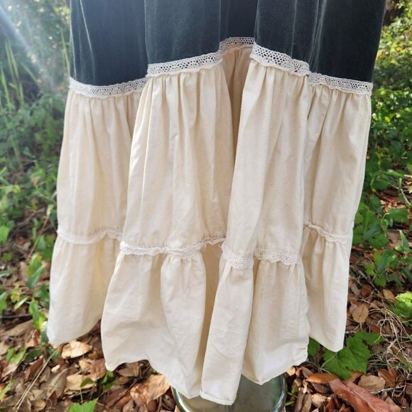 VTG GUNNE SAX PRAIRIE VELVET LONG SLEEVE LACE BOHO HIPPY DRESS GREEN IVORY 5 - Picture 11 of 16